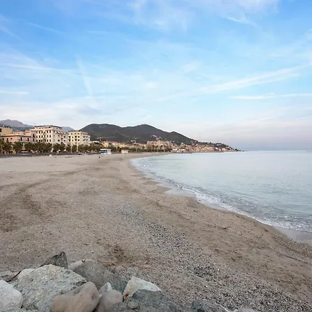 Trilocale Recagno Nuovo Apartment Varazze